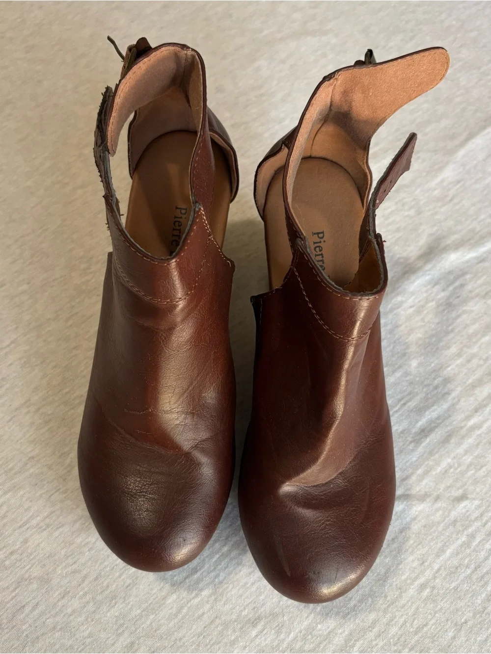 Pierre Dumas Brown Faux Leather Platform Cutout Clogs Heels Size 7
